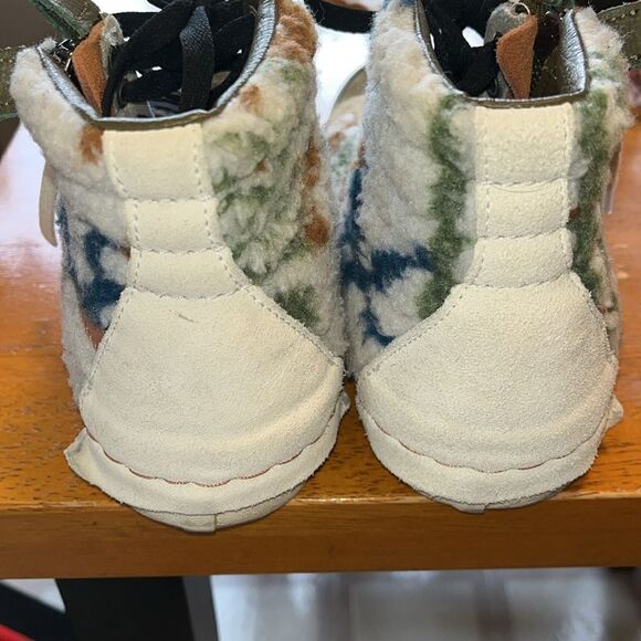 VANS SK8 HI REISSUE CAP MIXED TEXTILE ZIPPER FUR INDIAN WHITE SIZE 5/6.5 - Picture 8 of 11